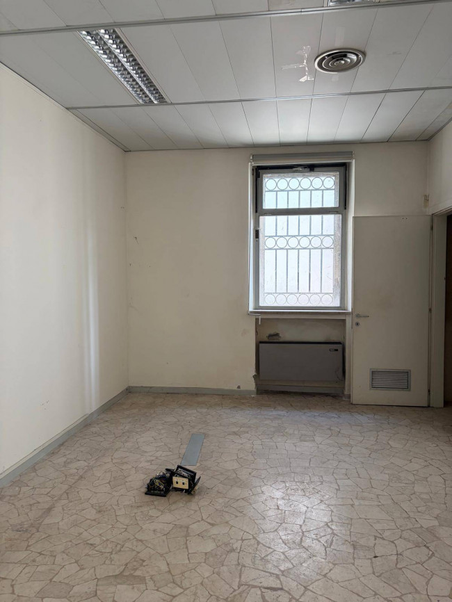 Locale commerciale in vendita a Montagnana (PD)