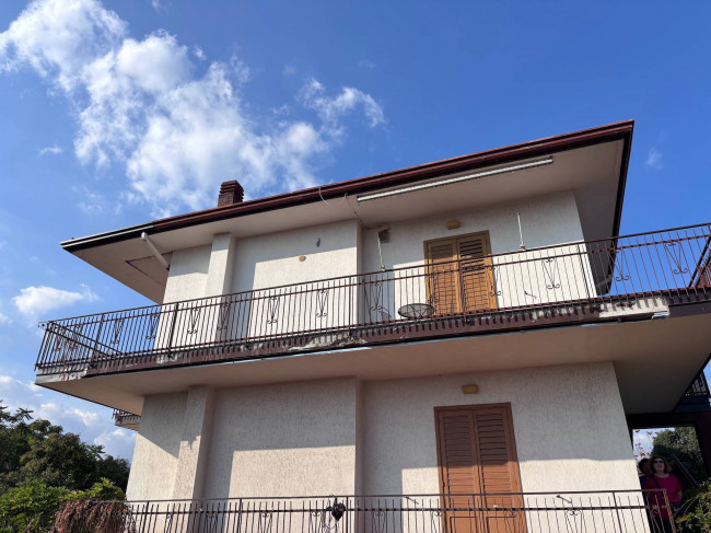 Villa in vendita a Mascalucia (CT)