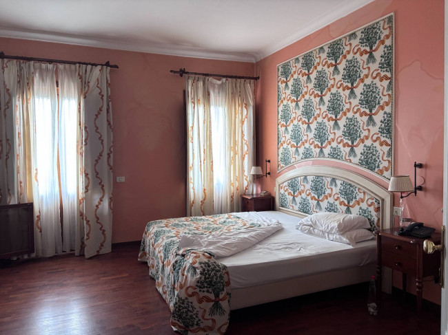 Hotel in vendita a Pedara (CT)