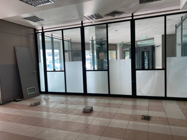 Locale commerciale in affitto a Palermo (PA)