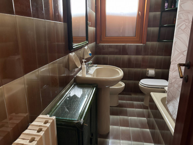 Intero stabile residenziale in vendita a Mascalucia (CT)