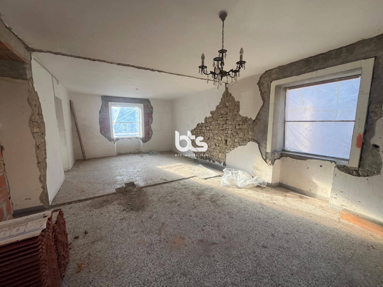 Villa in vendita a Algua (BG)
