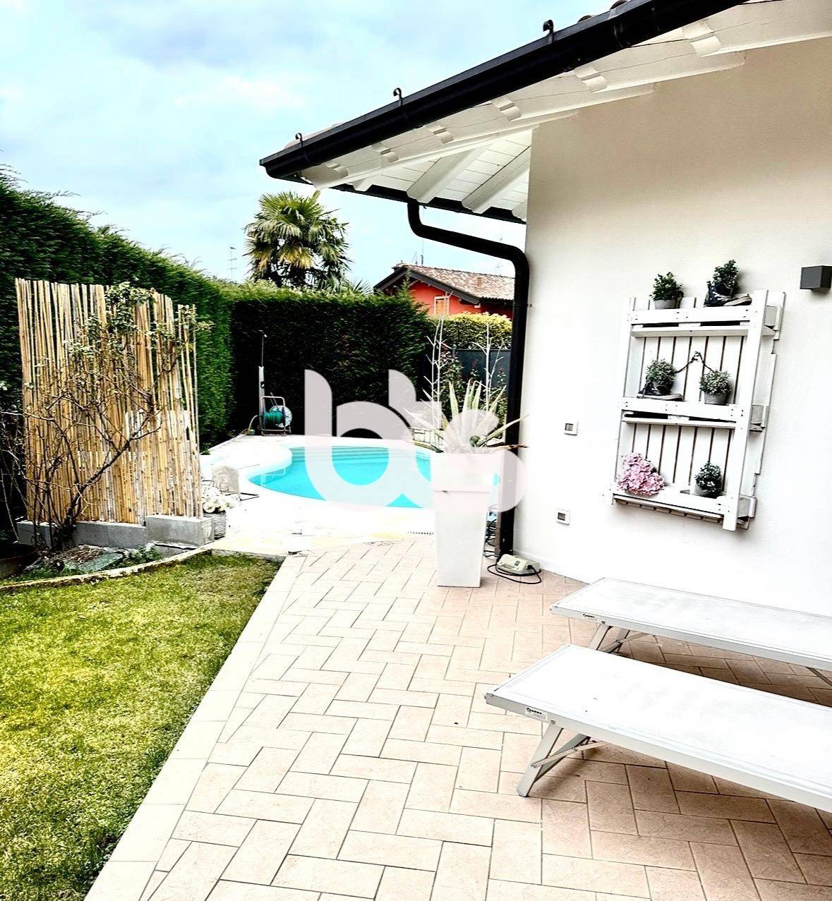 Bifamiliare in vendita a Erbusco