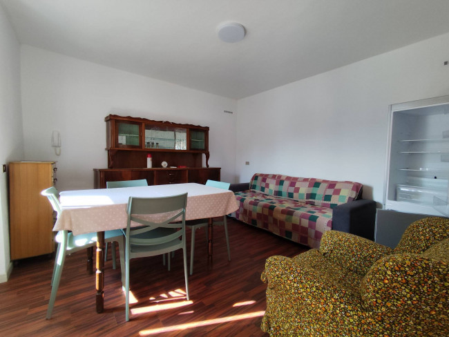 Appartamento in affitto a Tavernola Bergamasca