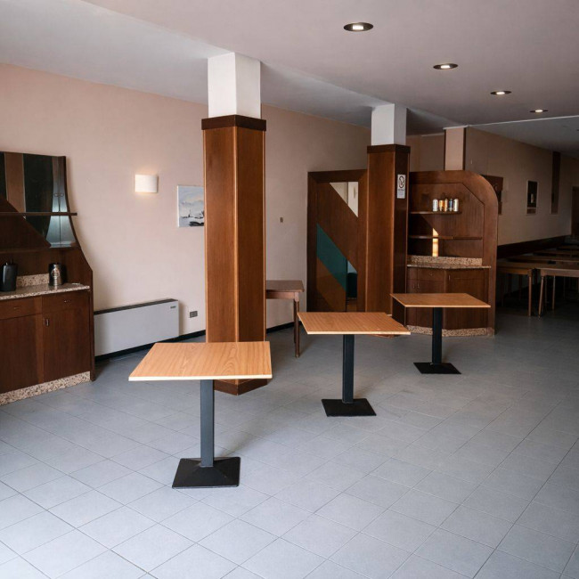 Locale commerciale in vendita a Palazzolo sull'Oglio