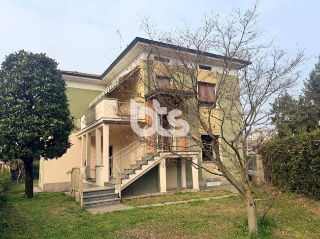 Appartamento in vendita a Capriolo