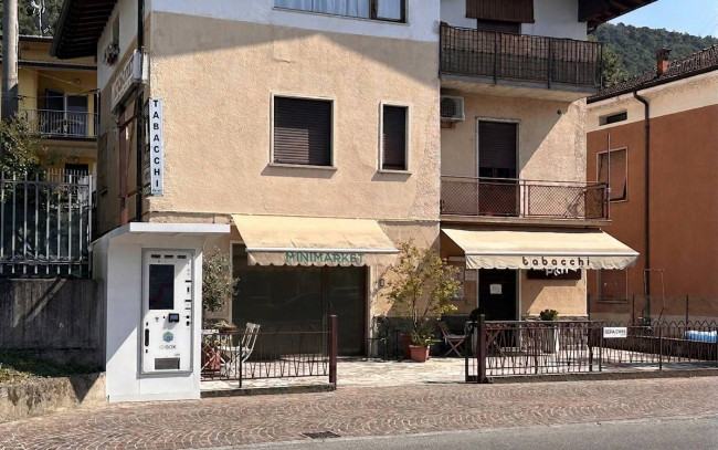 Attività commerciale in vendita a Paratico