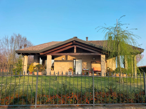 Villa in vendita a Borghetto, Noceto (PR)