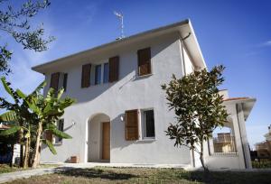 Villa in vendita a Acquaviva Picena