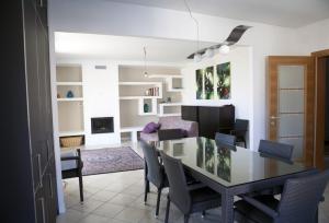 Villa in vendita a Acquaviva Picena