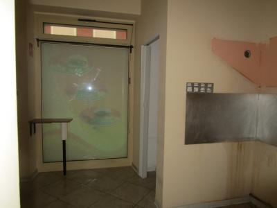 Locale commerciale in affitto a San Benedetto del Tronto