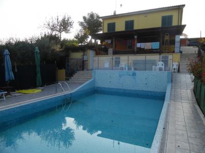 Villa in vendita a Monsampolo del Tronto