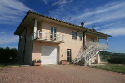 Casa singola in vendita a Carassai