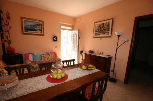 Appartamento in vendita a Montefiore dell'Aso