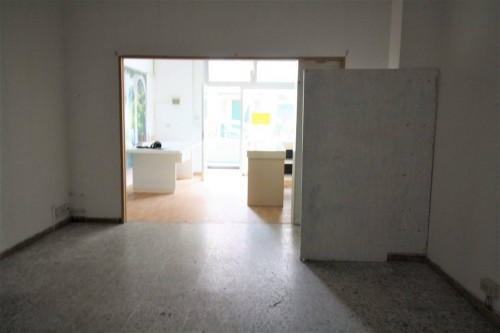 Attività commerciale in affitto a Grottammare