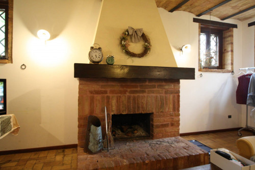 Rustico/Casale in vendita a Castel di Lama