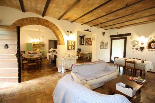 Rustico/Casale in vendita a Castel di Lama