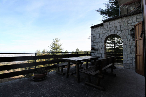 Villa in vendita a Ascoli Piceno