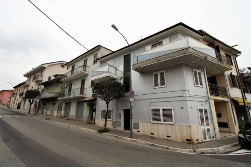 Casa Cielo Terra in vendita a Folignano