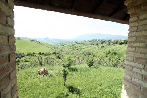 Rustico/Casale in vendita a Ascoli Piceno