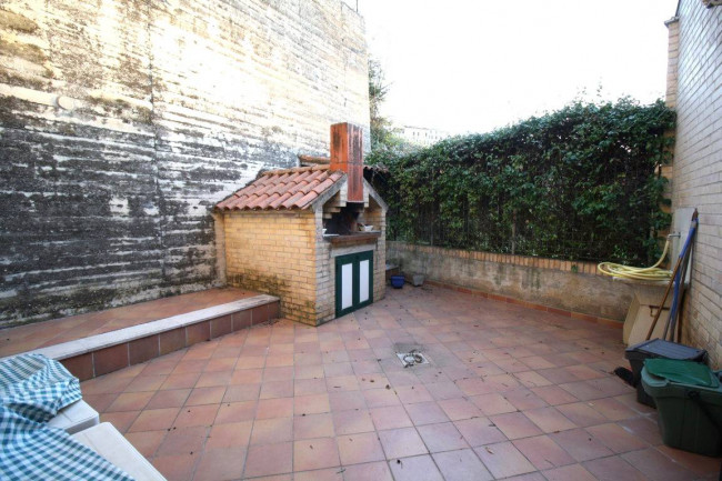 Rustico/Casale in vendita a Monsampolo del Tronto