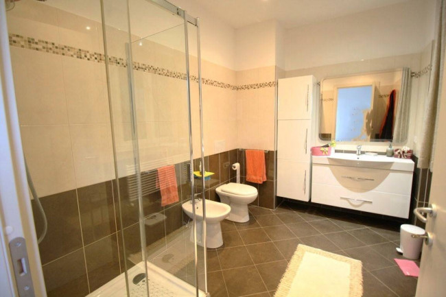 Rustico/Casale in vendita a Monsampolo del Tronto