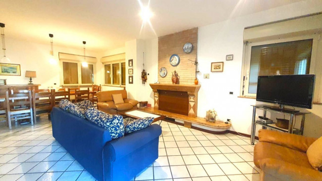 Villa in vendita a Colonnella