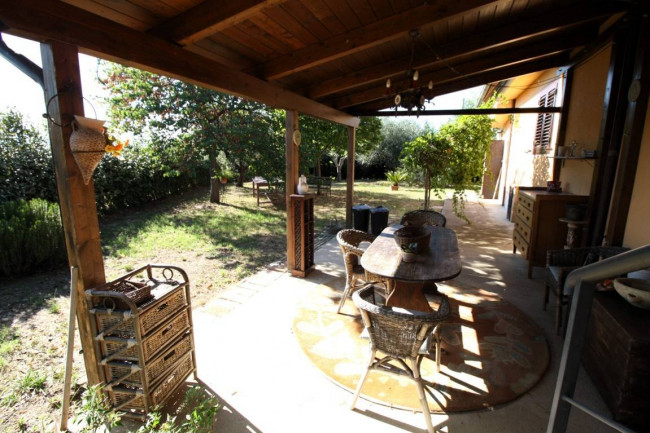 Villa in vendita a Castorano