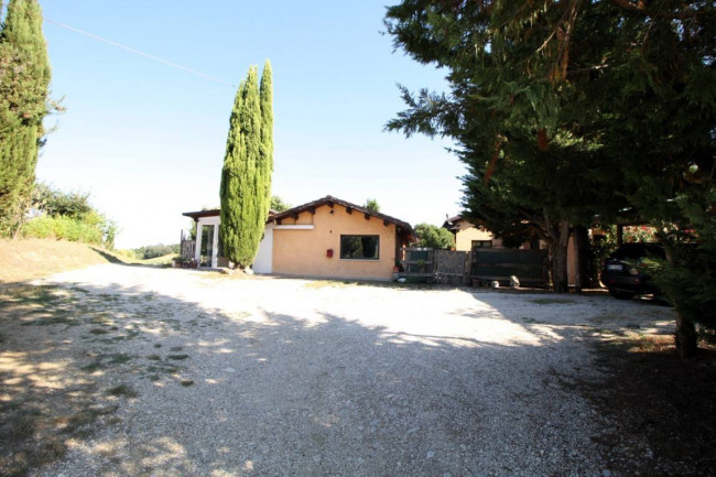 Villa in vendita a Castorano