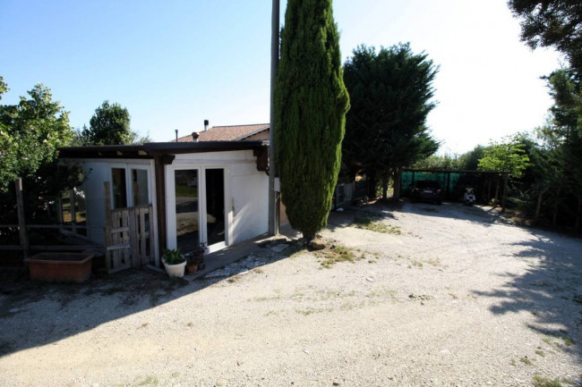 Villa in vendita a Castorano