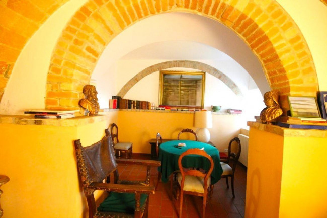 Palazzo Storico in vendita a Offida