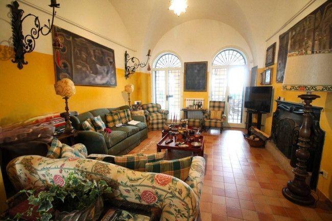 Palazzo Storico in vendita a Offida