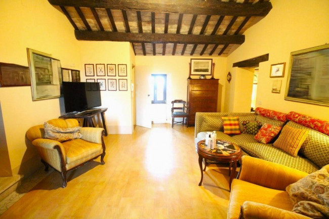 Palazzo Storico in vendita a Offida