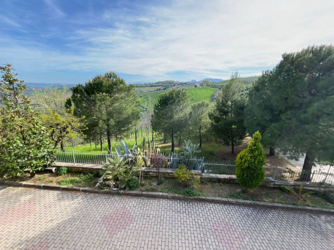 Villa in vendita a Offida