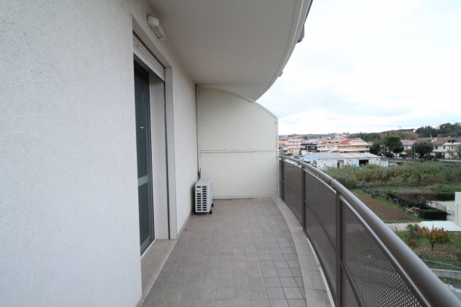 Appartamento in vendita a Sant'Egidio alla Vibrata