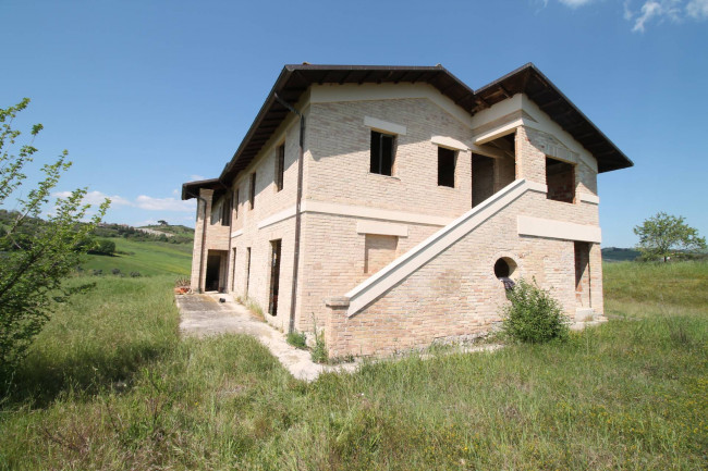 Rustico/Casale in vendita a Ascoli Piceno