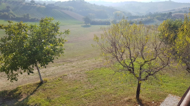 Rustico/Casale in vendita a Monsampolo del Tronto