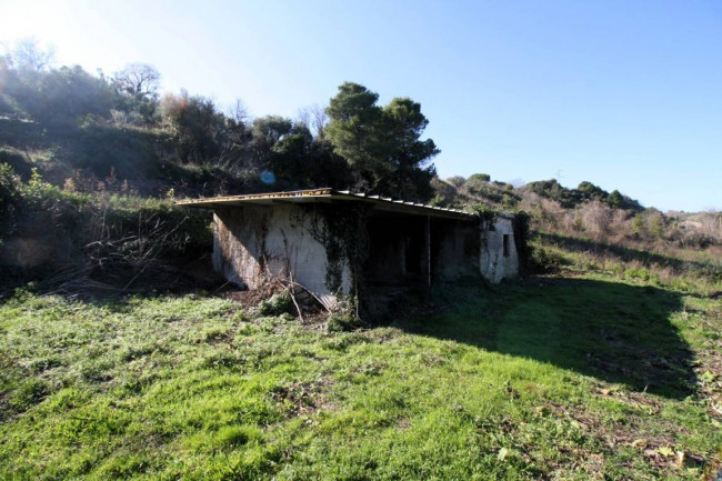 Rustico/Casale in vendita a San Benedetto del Tronto