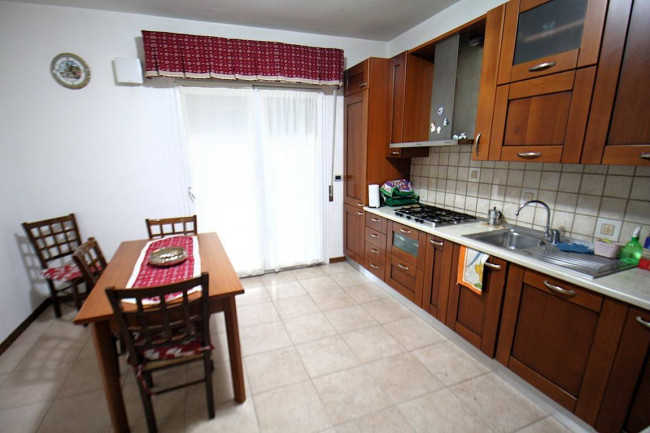 Villetta a schiera in vendita a Folignano