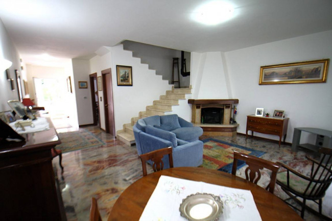 Villetta a schiera in vendita a Folignano