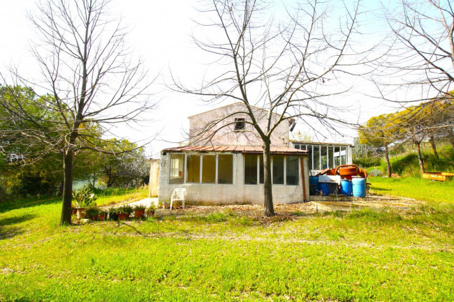 Rustico/Casale in vendita a Monteprandone