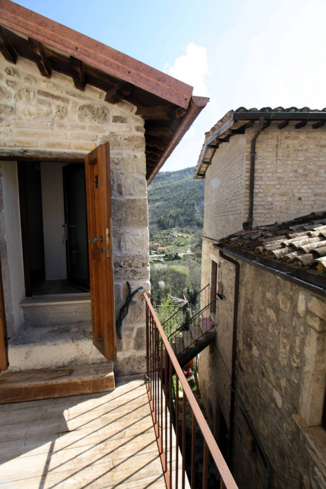 Casa Cielo Terra in vendita a Ascoli Piceno