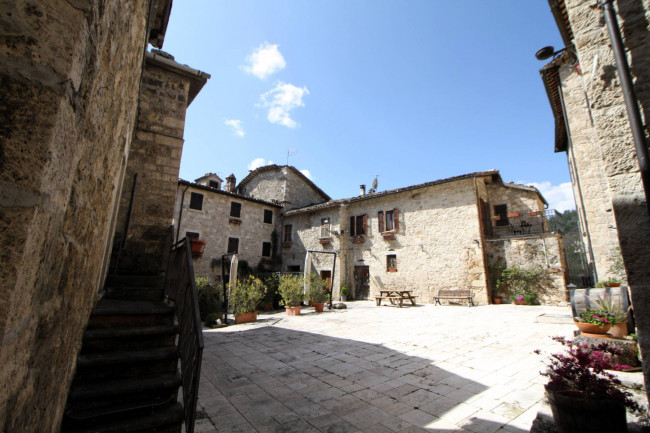 Casa Cielo Terra in vendita a Ascoli Piceno