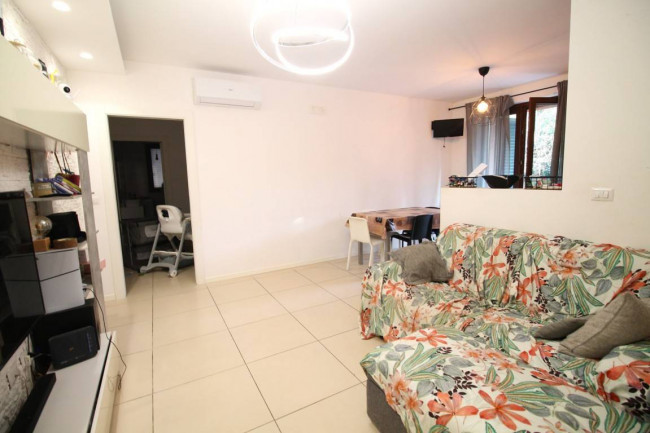 Appartamento in vendita a Folignano