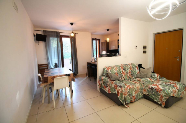 Appartamento in vendita a Folignano