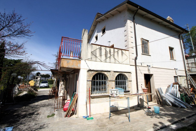 Casa indipendente in vendita a Ascoli Piceno