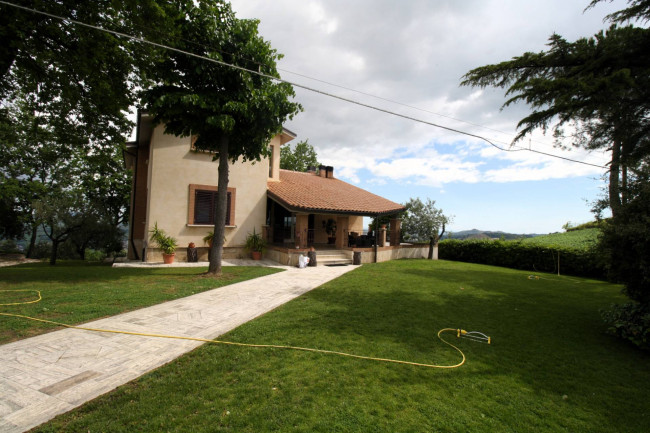 Villa in vendita a Ancarano