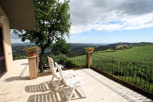 Villa in vendita a Ancarano