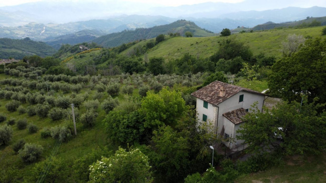 Casa indipendente in vendita a Ascoli Piceno