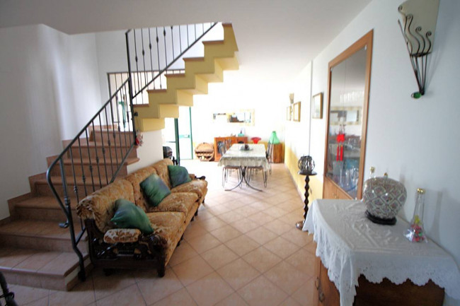 Casa indipendente in vendita a Ascoli Piceno